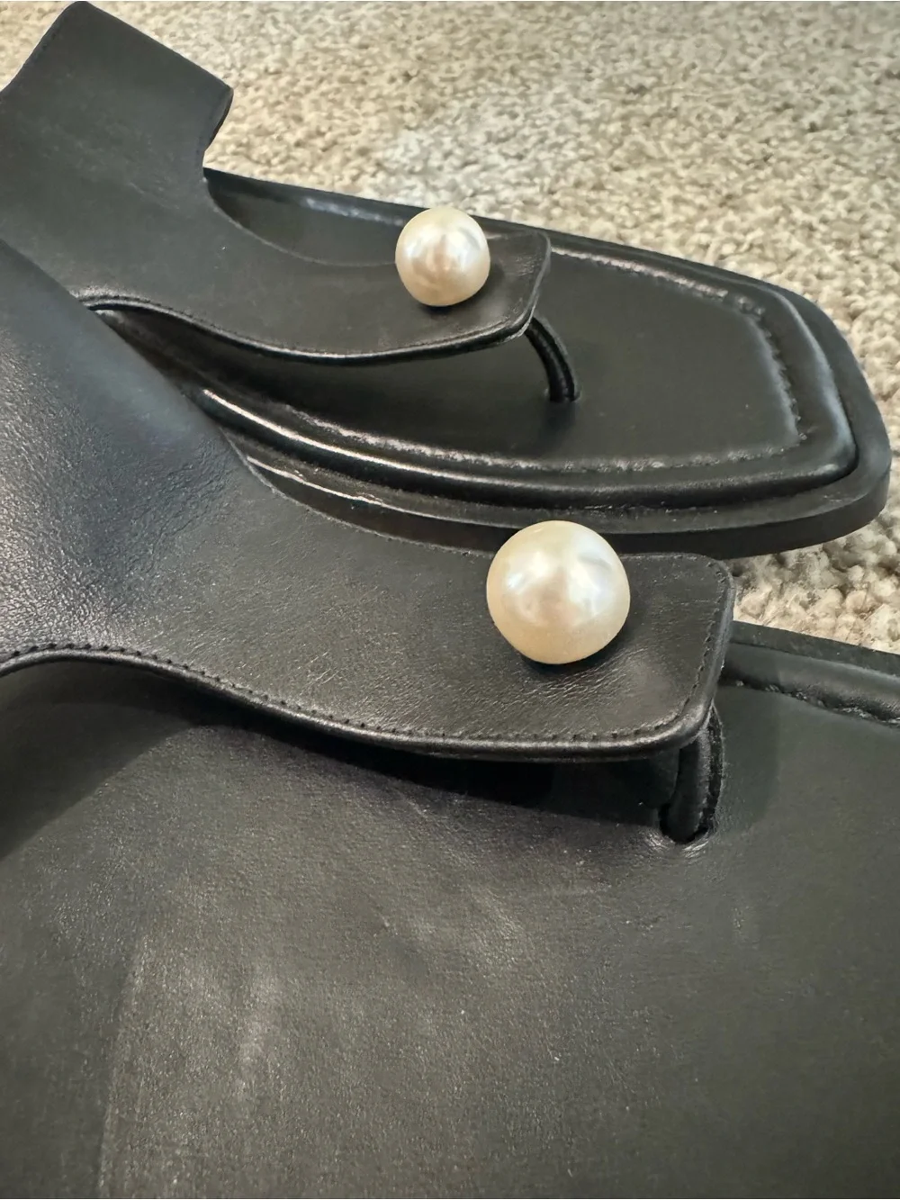 NEW Stuart Weitzman Black Leather Pearl-Accent Thong Sandals